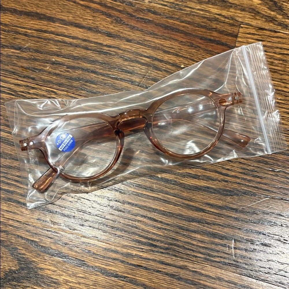 Blue Light Blocking Blu-Ray Lenses Glasses +0.50 Magnification New in Pkg Pink